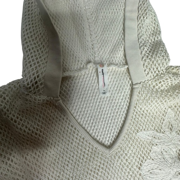 NWOT Anthropologie Daily Practice White Embroidered Mesh Hooded Pullover m - Picture 7 of 12